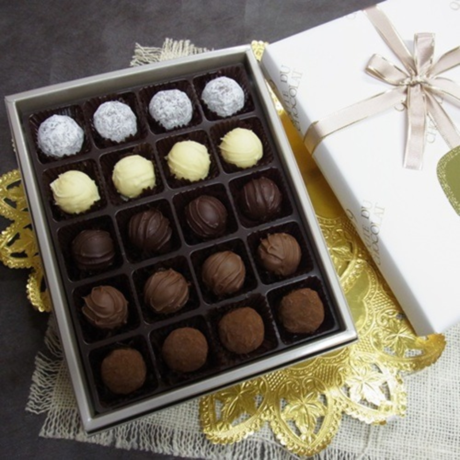 メルツバウ　2枚セット ギフトセット トリュフお詰め合わせ15ヶ入 ＜ 99 ROUTE DU CHOCOLAT