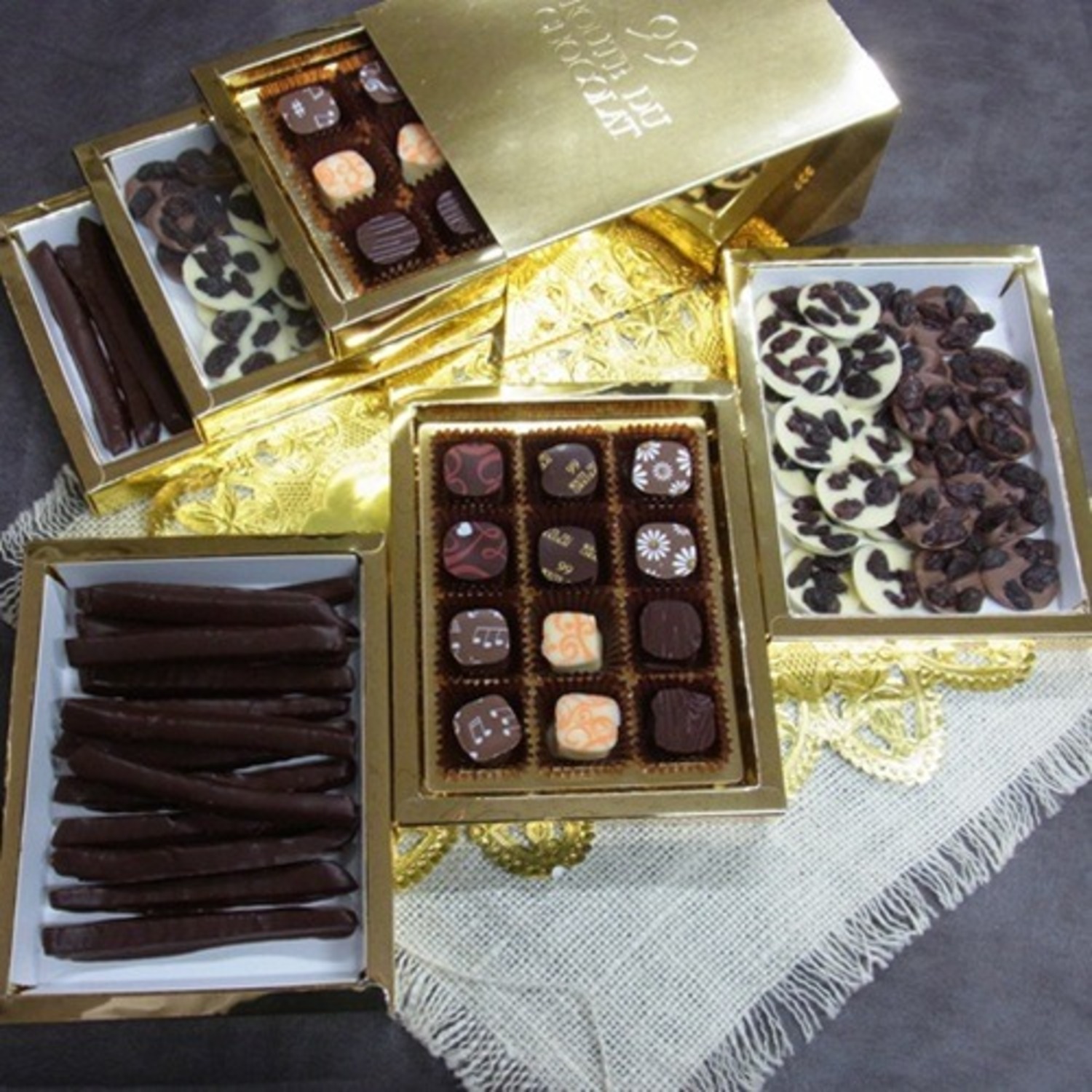 プティショコラ3段セット ＜ 99 ROUTE DU CHOCOLAT