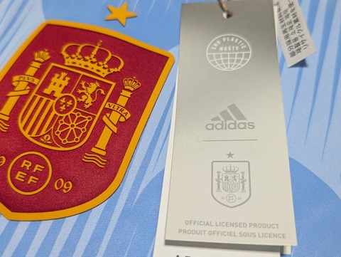 【2022カタールワールドカップモデル】　スペイン代表　Away　adidas