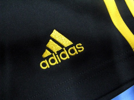 adidas　キエフ・ショーツ（黒/黄色）　アディダス　【在庫の限り】