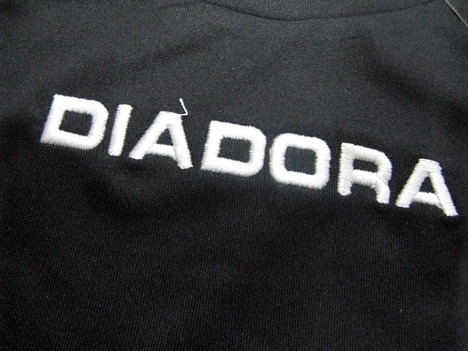 DIADORA　GKシャツ（黒/赤）　長袖　ディアドラ　【在庫の限り】