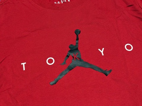 【送料無料】 Air Jordan Jumpman TOKYO SS TEE　【赤】 (エアジョーダン・ジャンプマン・東京・半袖シャツ) 【メンズ 半袖シャツ】