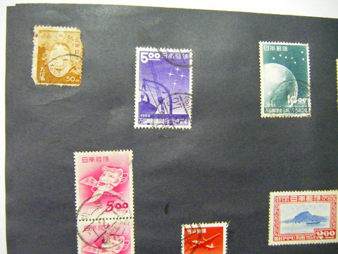 大正 昭和初 戦前「未使用 含む 切手 ８２枚 貼り込み帳」中国 切手１枚入り・