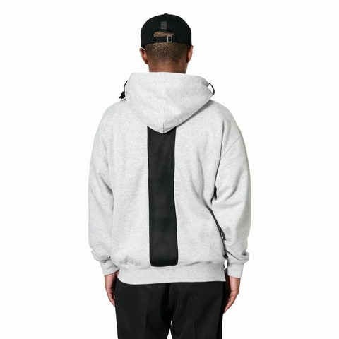 【CHARI＆CO】LOCATION LOGO VENTILATED HOODIE SWEATS