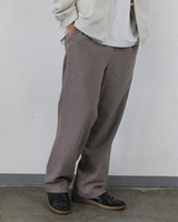 【LiSS】REPEATING PATTERN STRAIGHT PANTS