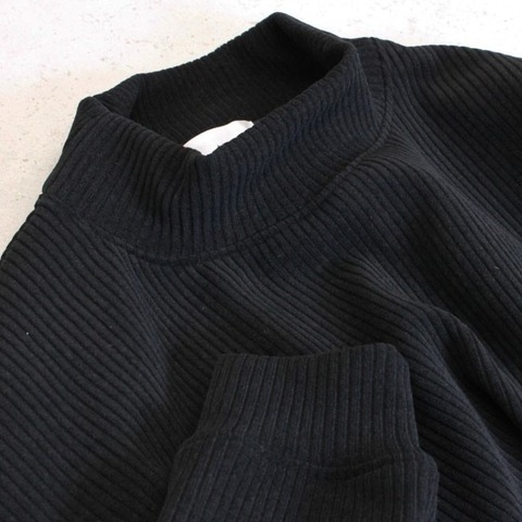 【LiSS】FAKE CORDUROY HIGH NECK SWEAT