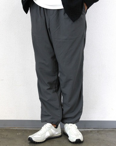 【LiSS】NYLON＆FLEECE HEM COAD PANTS