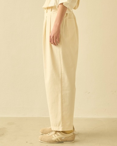 【Kelen】2TUCK COCOON TROUSER / NIPS