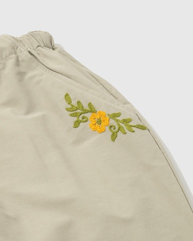 【HAVE A GRATEFUL DAY】AMPLE EASY PANTS
