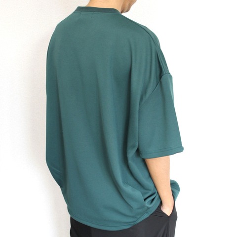 【LiSS】BACK TUCK DESIGN CUT＆SEWN