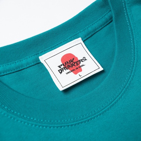 【PUNK DRUNKERSxデヴィ・スカルノ】アイツのスマホに夫人TEE
