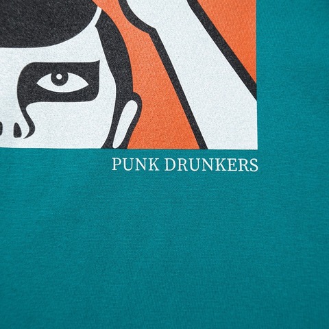 【PUNK DRUNKERSxデヴィ・スカルノ】アイツのスマホに夫人TEE
