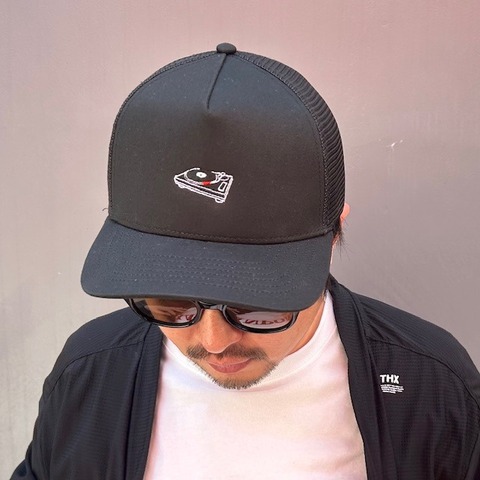 【HARLEM BLUES】EMB MESH CAP 2025