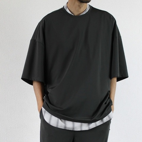 【LiSS】MESH OVER SIZE CUTSEW