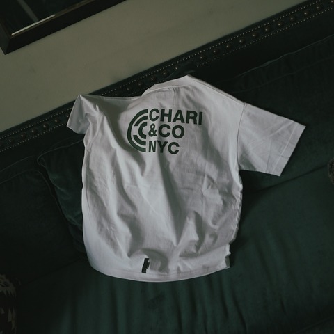 【CHARI＆CO】PHYSICAL LOGO ON BACK TEE