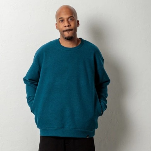 【LiSS】WOOL INLAY CREW NECK SWEAT