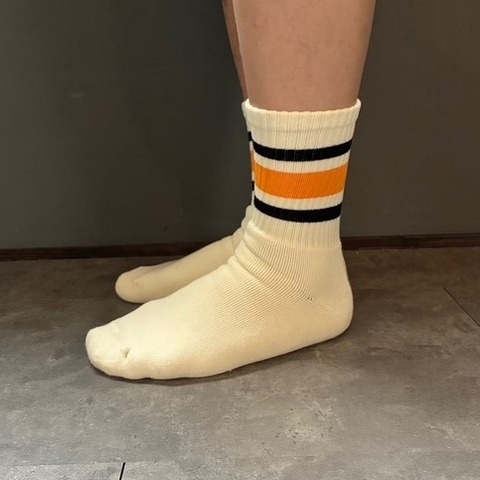 【decka×NO TARGET】SHORT SKATER SOCKS