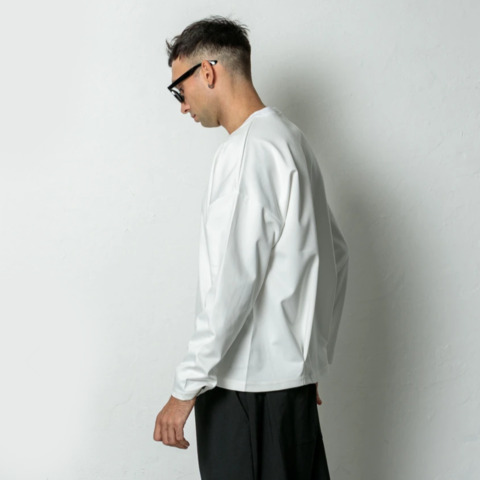 【LiSS】BACK TUCK DESIGN CUTSEW