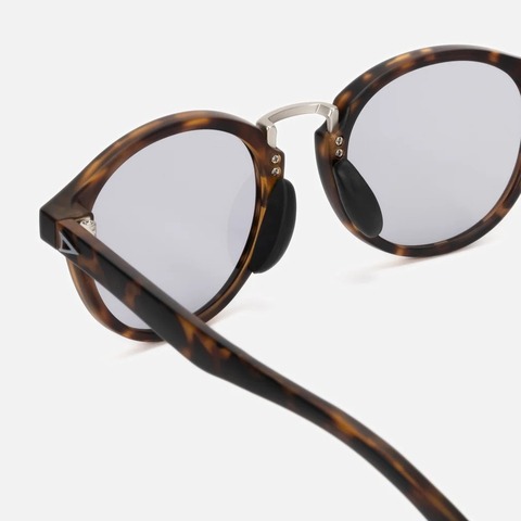 【TYMER】OLIVER / Tortoise