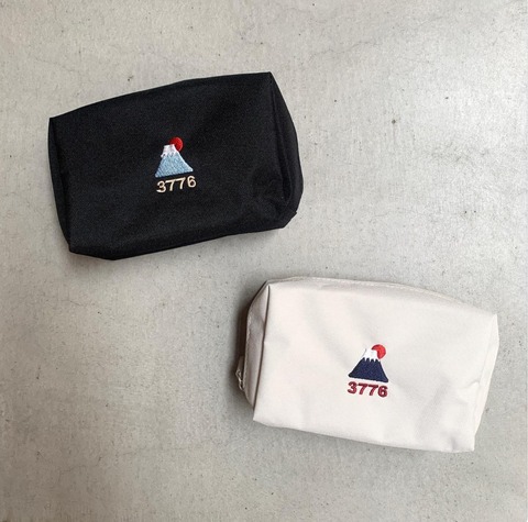 【静岡土産】FUJISAN SQUARE POUCH