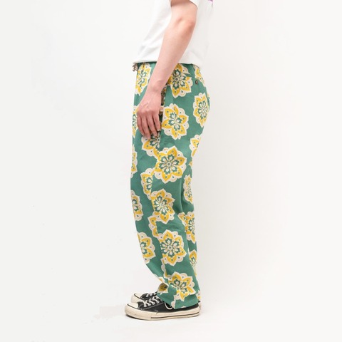 【HAVE A GRATEFUL DAY】AMPLE EASY PANTS