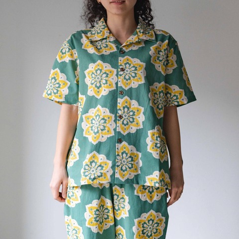 【HAVE A GRATEFUL DAY】SHORT SLEEVE SHIRT