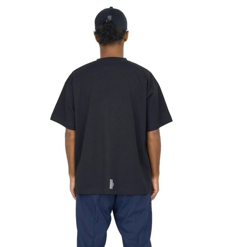 【CHARI＆CO】FREEHAND SIGN COOLER TEE