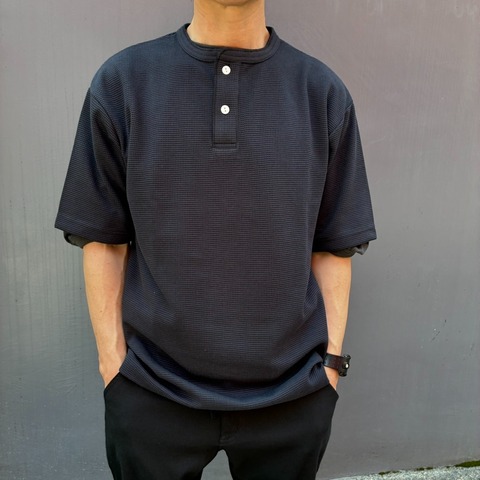 【BYL by LiSS】DRY WAFFLE HENRY NECK TEE