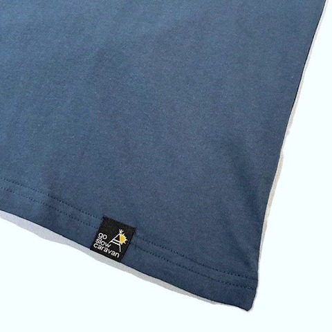 【go slow caravan】USA/C スクエアLOGOバックプリントゆったりTEE