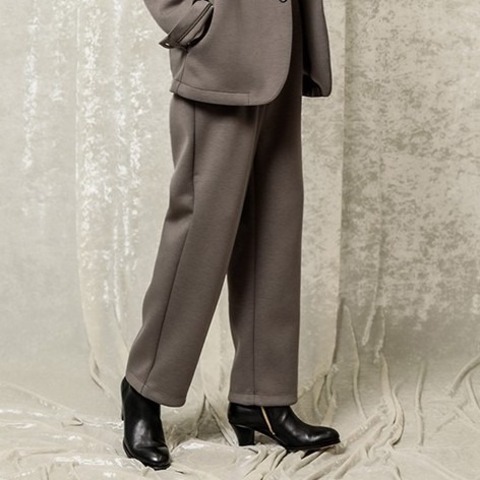 【CURLY＆Co.】AIR DOUBLE-KNIT STRAIGHT PANTS