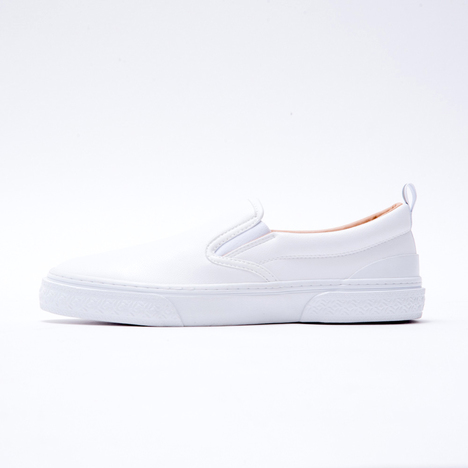 【SLACK FOOTWEAR】CALMER LX SLIP-ON (WHITE/WHITE)