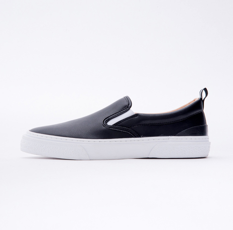 【SLACK FOOTWEAR】CALMER LX SLIP-ON (BLACK/WHITE)