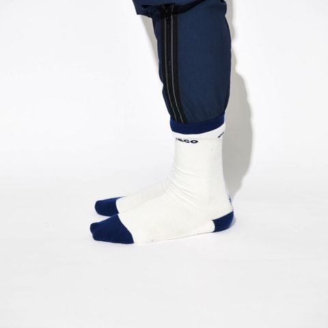 【CHARI＆CO】BOLD LOGO CREW-MID SOCKS