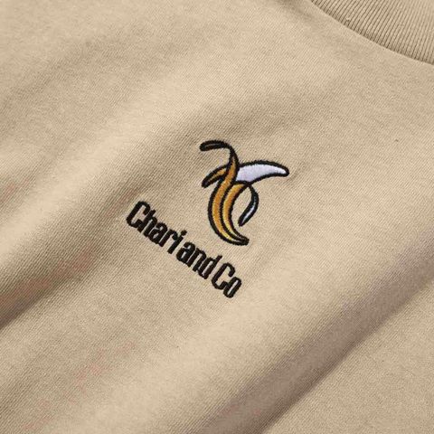 【CHARI＆CO】SLIPPING BANANA TEE