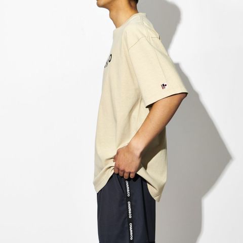 【CHARI＆CO】BOLD LOGO FLAG TEE