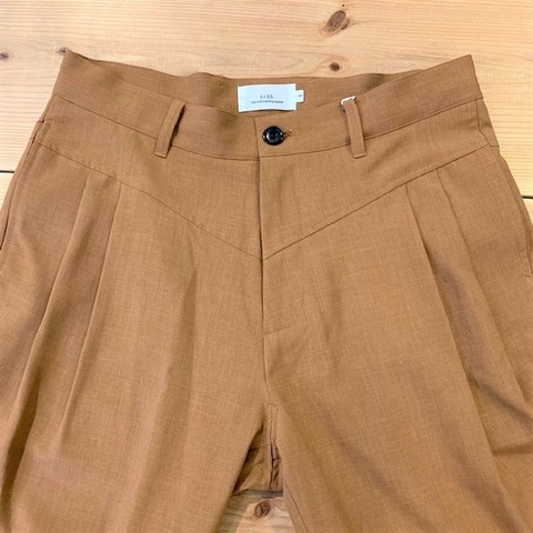 【LiSS】TAPERED CROPPED PANTS