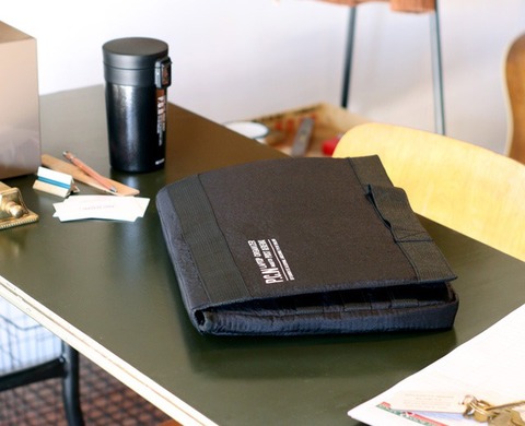 【POST GENERAL】PARACHUTE NYLON LAPTOP ORGANIZER