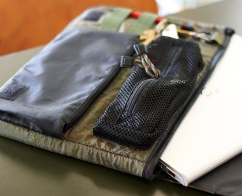 【POST GENERAL】PARACHUTE NYLON LAPTOP ORGANIZER