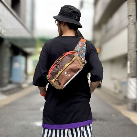 【ALDIES】Reflection Waist Bag / BROWN