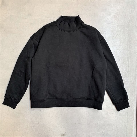 【LiSS】LIGHT WEIGHT HIGH NECK SWEAT