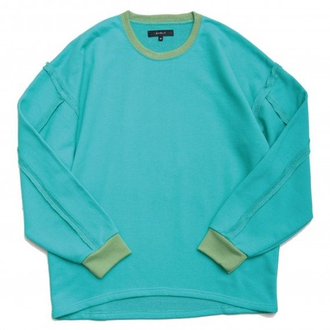 【quolt】OFF-SLEEVE SWEAT