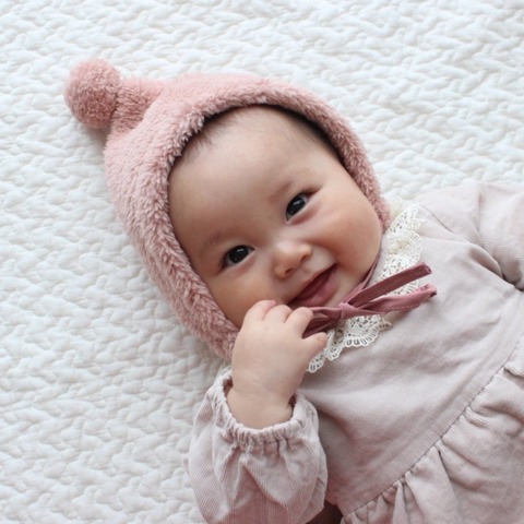 【Little Grin Buddy】Boa Bonnet