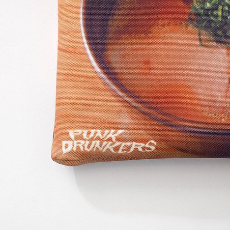【PUNK DRUNKERS】x中華蕎麦とみ田 お品書きポーチ