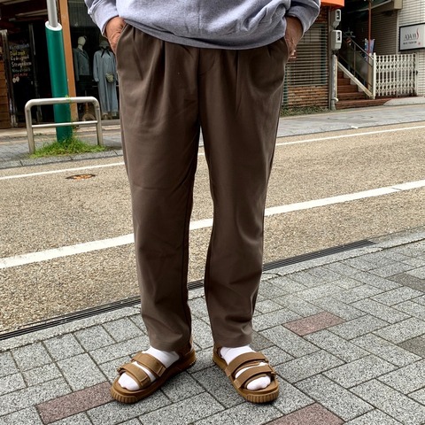 【CURLY＆Co.】PEACH GABARDINE TROUSERS