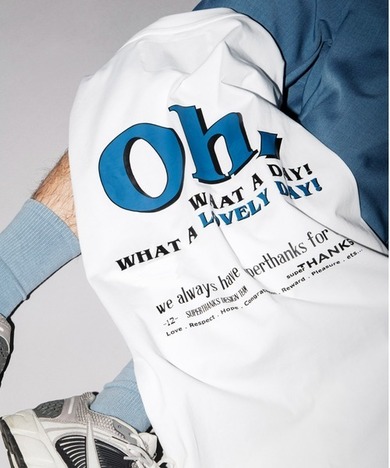 【SUPERTHANKS】OH，WAHT A DAY! BACK PRINT T-SHIRT