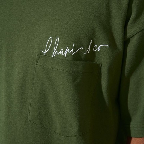 【CHARI＆CO】SCRIPT FROM POCKET TEE