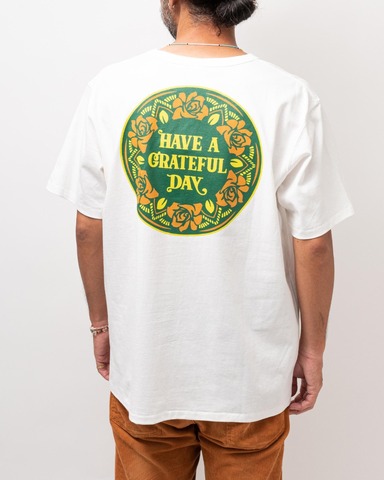 【HAVE A GRATEFUL DAY】T-SHIRT -DOILY LOGO