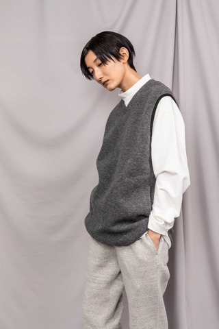 【CURLY＆Co.】KNIT-SAWN VEST