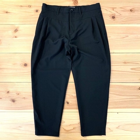 【LiSS】TAPERED CROPPED PANTS