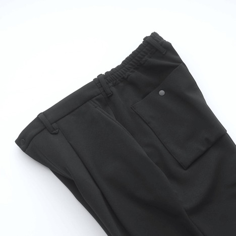 【CURLY＆Co.】HEAT PERFORMA® TAPERED TROUSERS